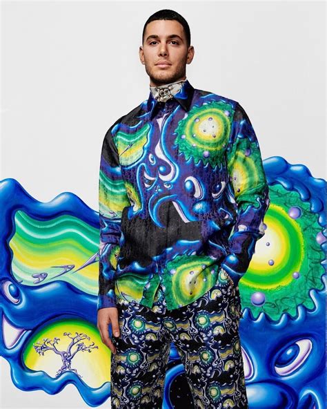 dior kenny scharf collection.